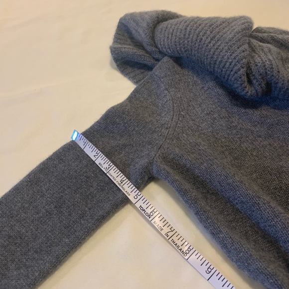 Aqua 100% cashmere grey sweater one sleeve XS - Picture 12 of 14